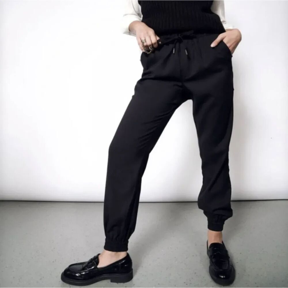 Wildfang The Empower Drawstring Pant Black Medium Jogger Lounge Comfort